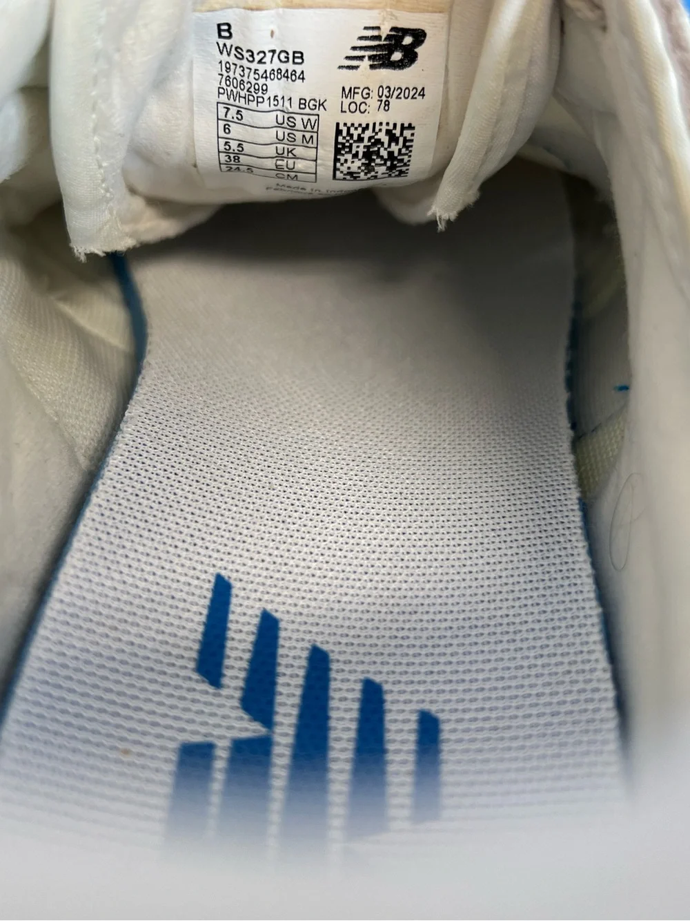 New Balance 327 Womens 7.5 Moonbeam/True Blue New without Box WS327GB TRIED ON.